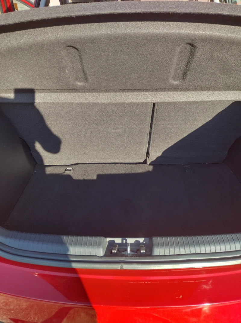 Hyundai I20, снимка 13 - Автомобили и джипове - 52441339