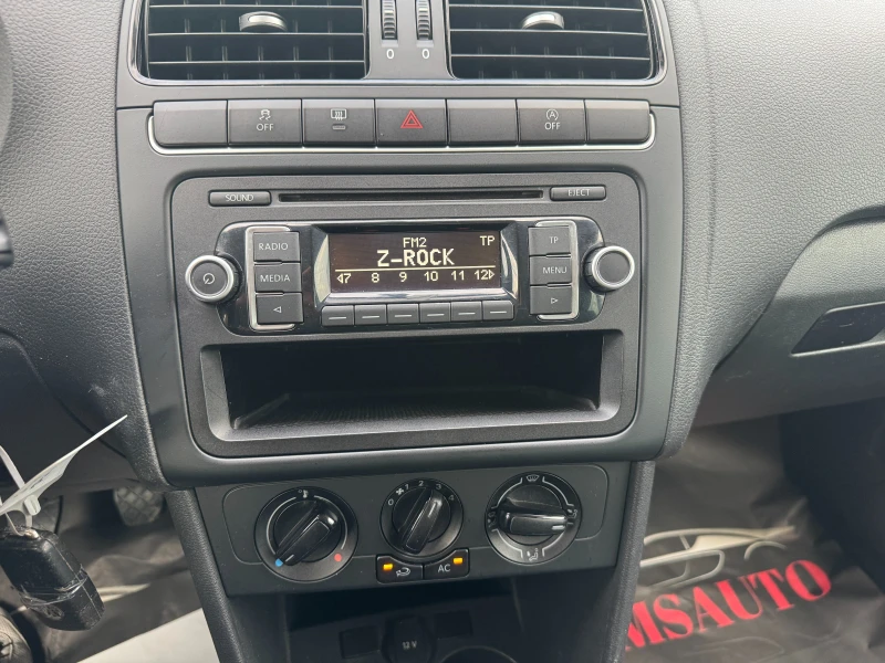 VW Polo 1.2i  EURO 5 TOП СЪСТОЯНИЕ , снимка 15 - Автомобили и джипове - 51682529