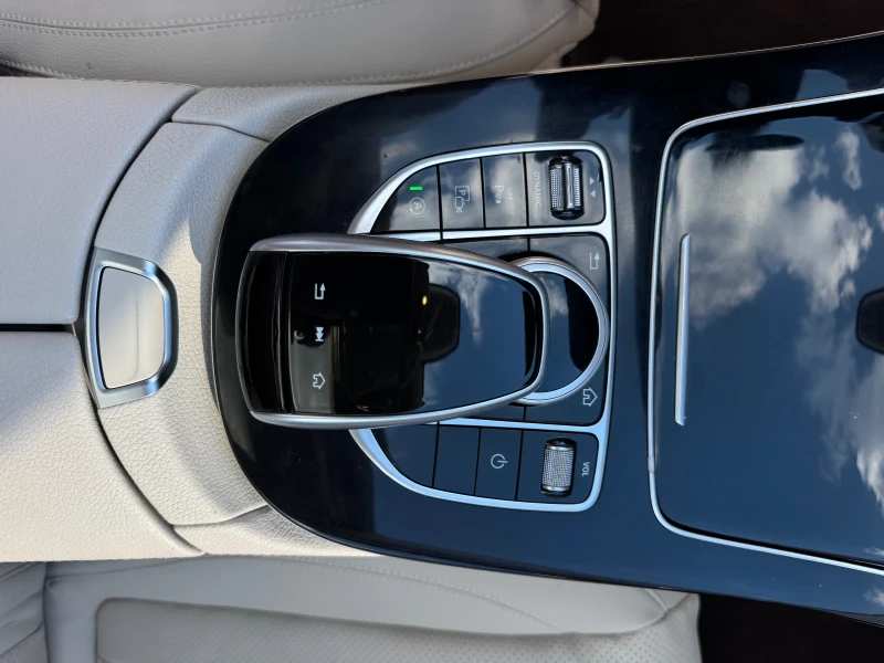 Mercedes-Benz E 300 AMG BURMESTER NAVI * СМЕНЕНИ ВЕРИГИ* ГАРАНЦИЯ* , снимка 10 - Автомобили и джипове - 52561590