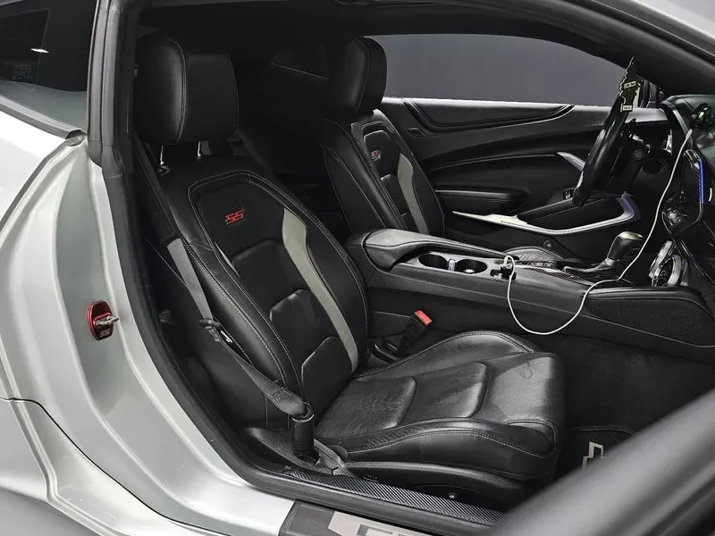 Chevrolet Camaro 6.2 - САМО 30% АВАНС, снимка 11 - Автомобили и джипове - 56224719