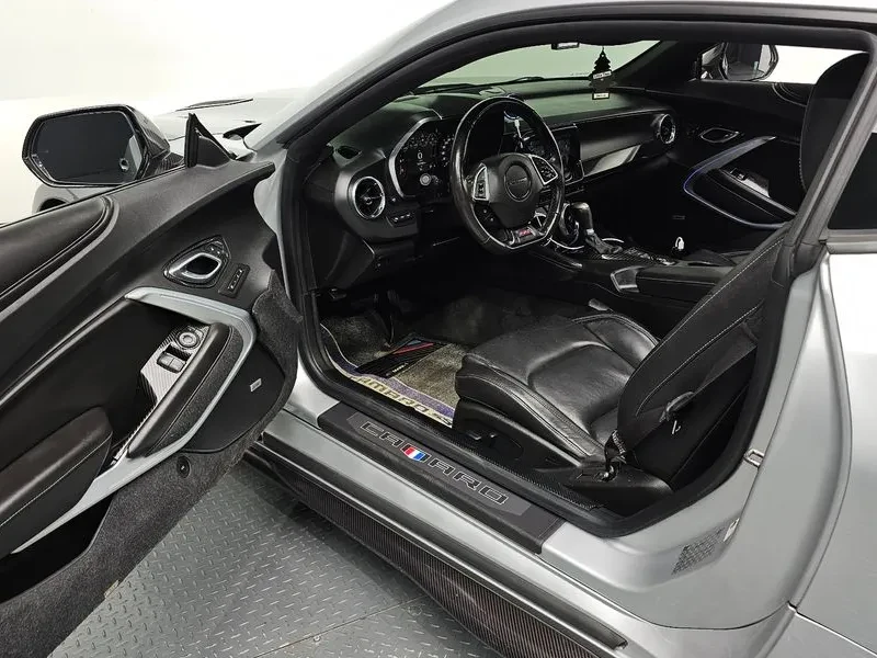 Chevrolet Camaro 6.2 - САМО 30% АВАНС, снимка 10 - Автомобили и джипове - 56224719