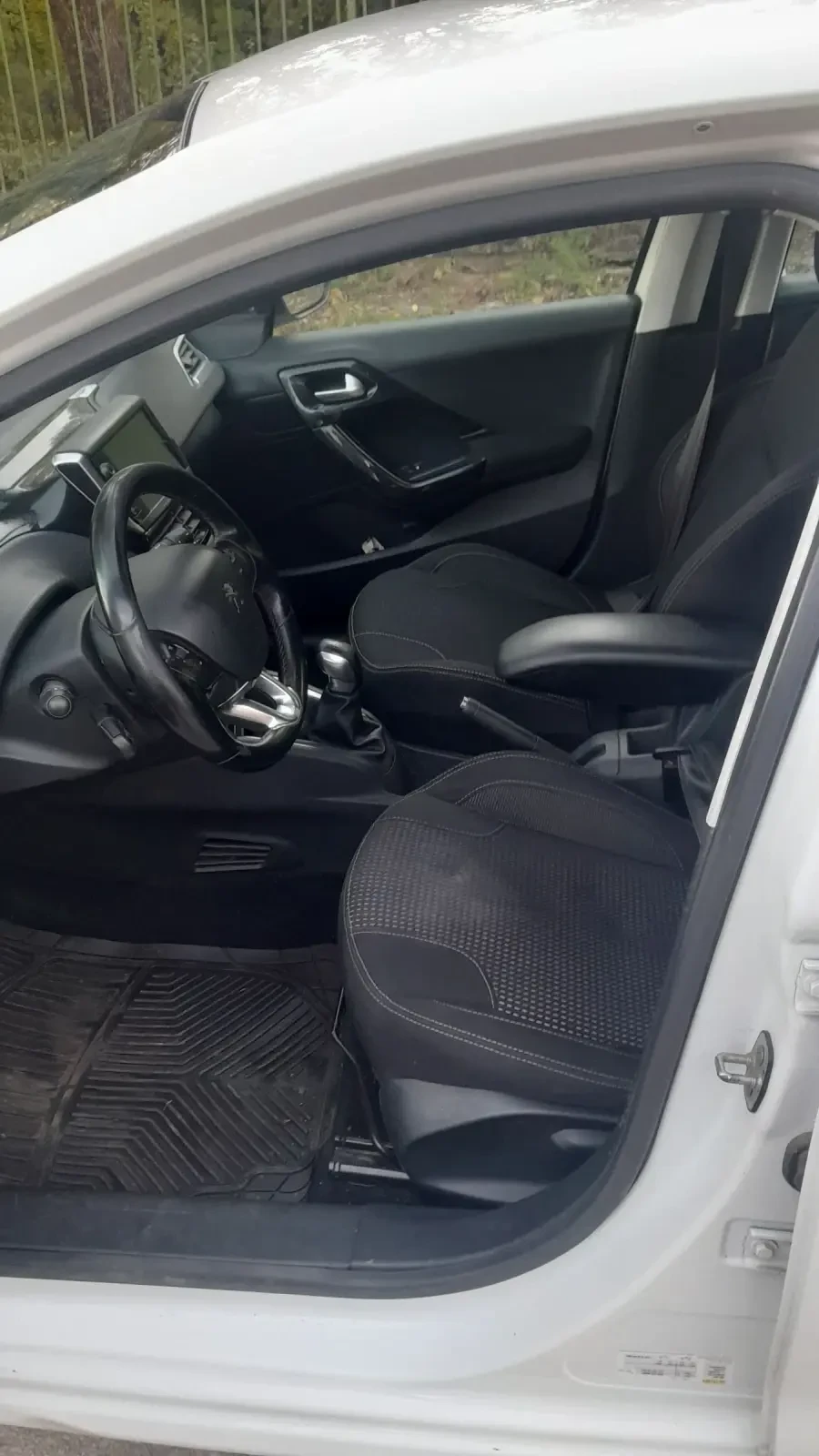 Peugeot 208 1.6HDI EURO 6 | Mobile.bg   12