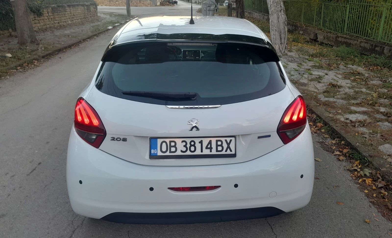 Peugeot 208 1.6HDI EURO 6 - изображение 6