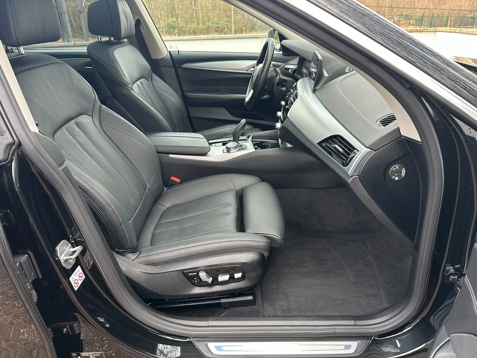 BMW 6 GT 630d/xDRIVE/265HP/NAVI/HUD/PANO/AMBI/DIGITAL/168E - изображение 7