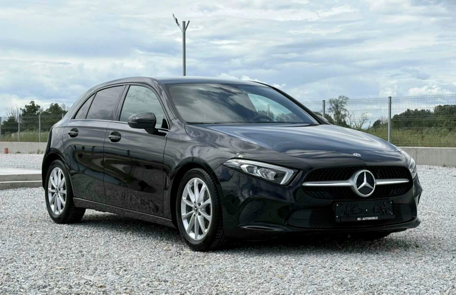 Mercedes-Benz A 180  - изображение 2
