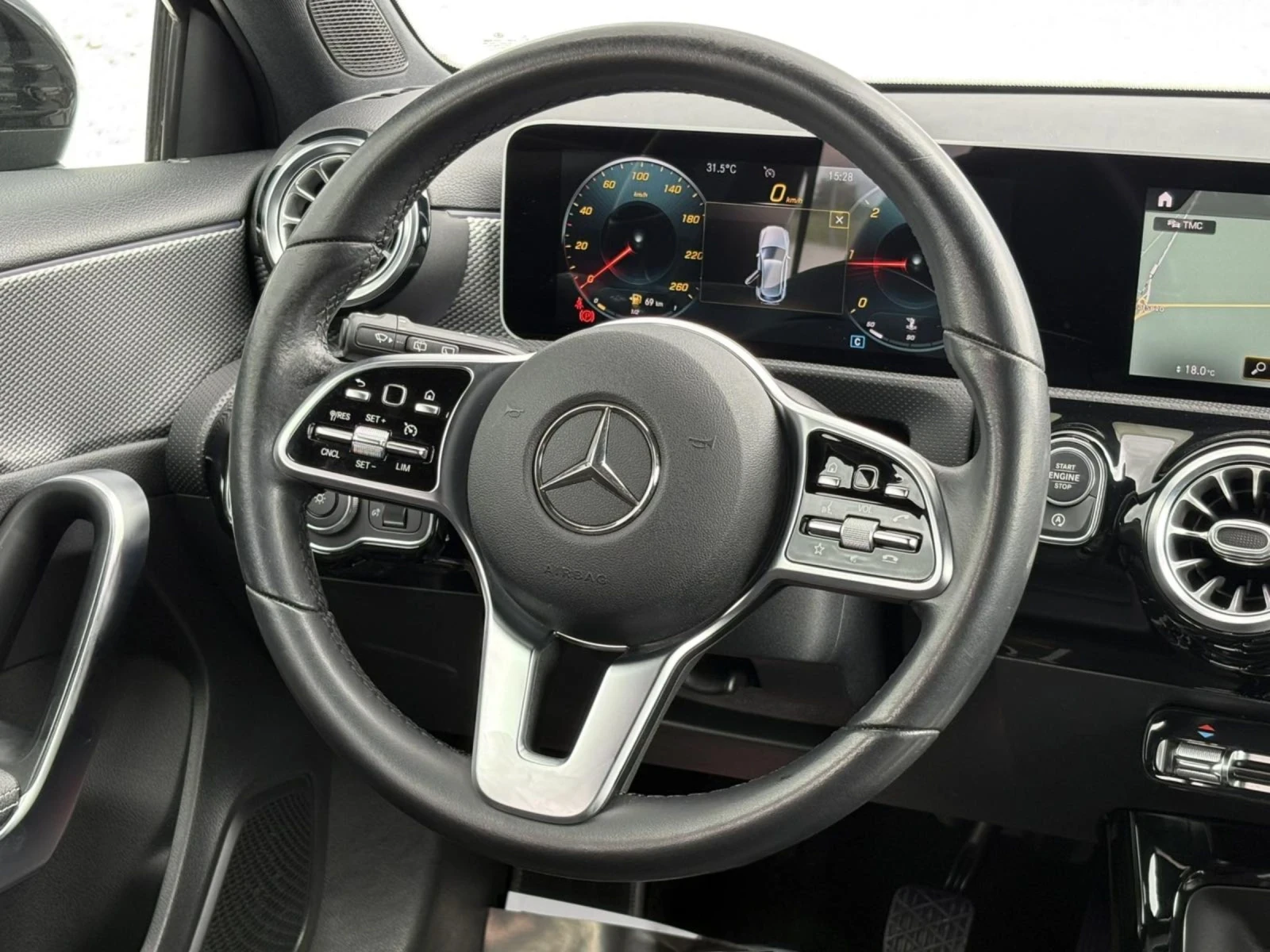 Mercedes-Benz A 180  - изображение 10
