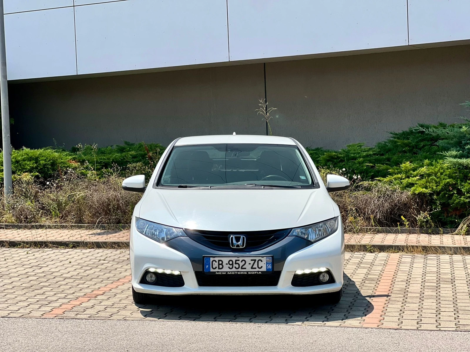 Honda Civic 1.8 V-TEC лизинг през Уникредит по 290 лева на мес - изображение 2