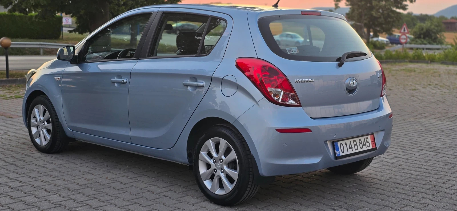 Hyundai I20 1.2 85hp - изображение 4