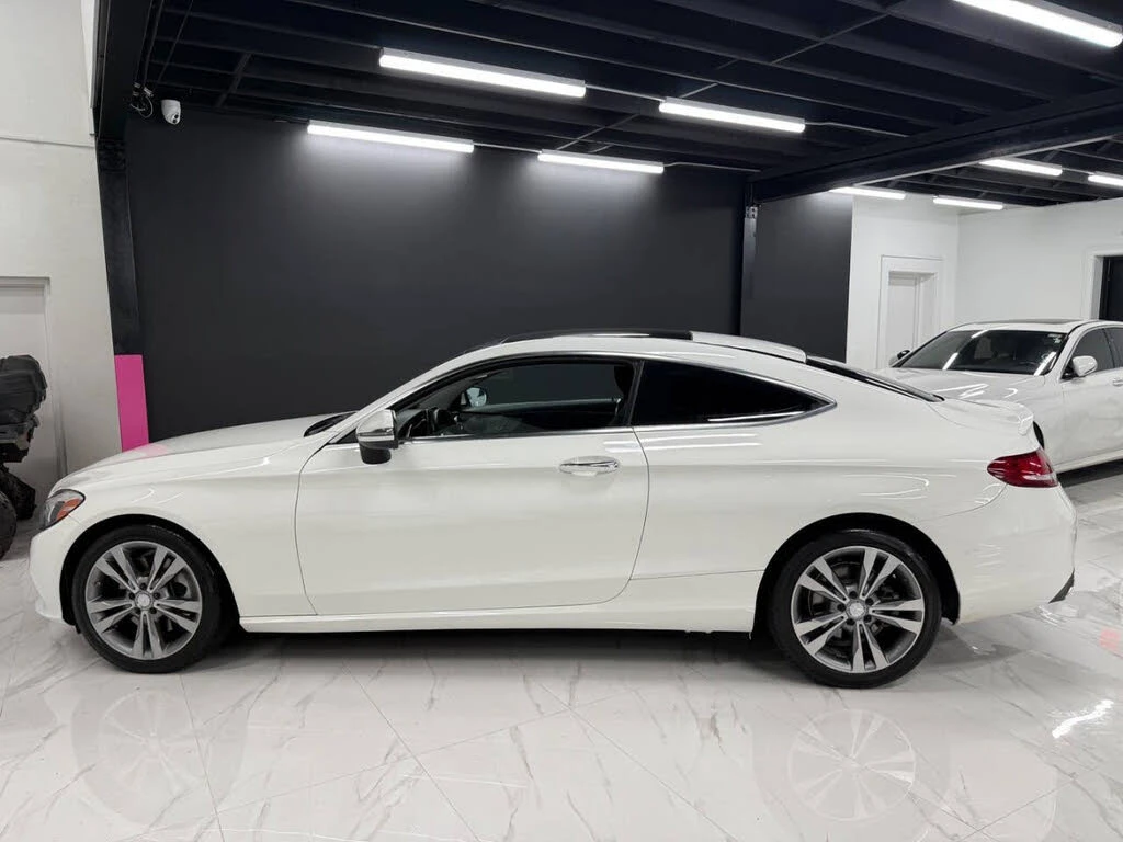 Mercedes-Benz C 300 BURMESTER/PANO/KEYLESS - изображение 2