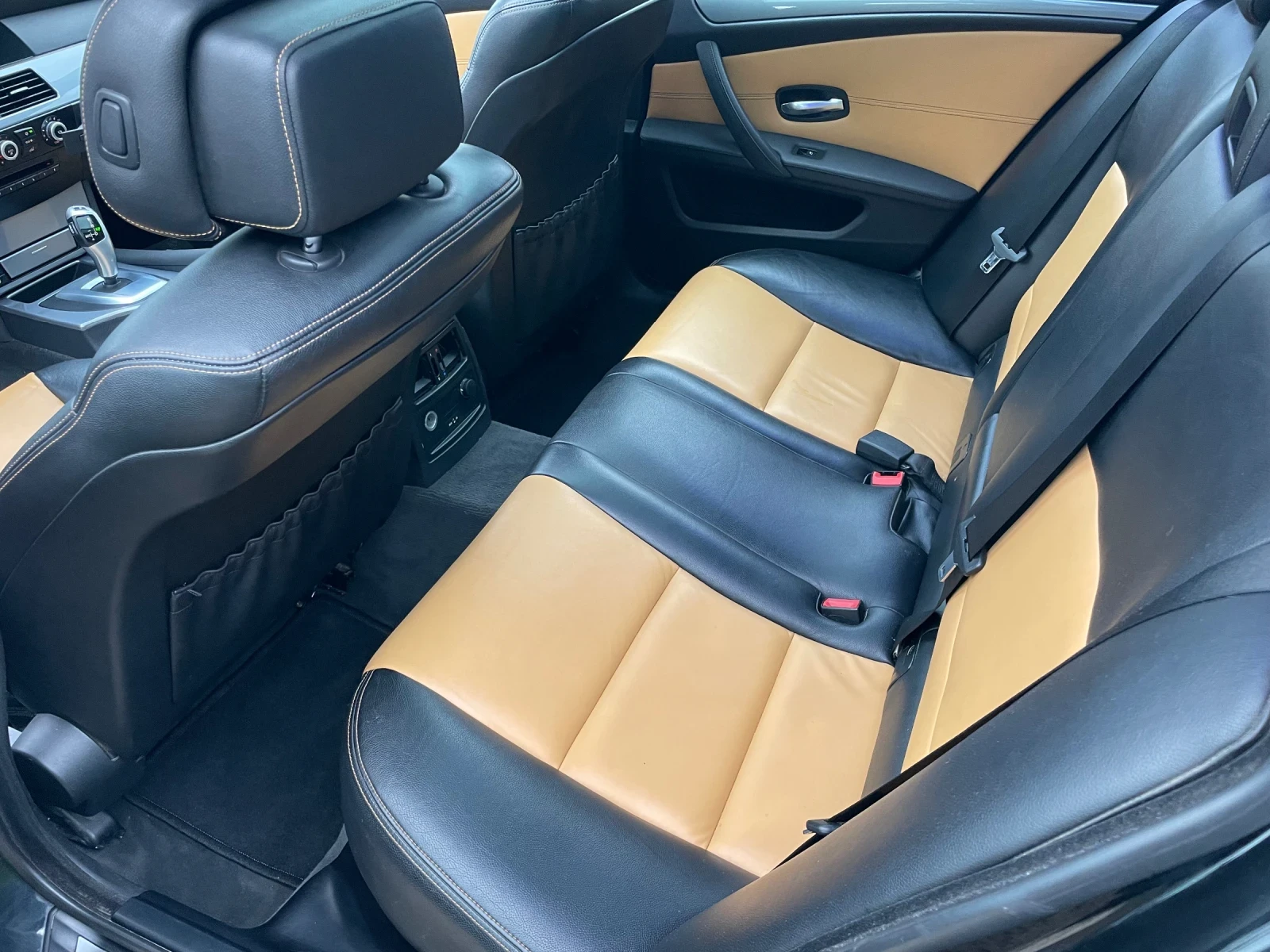 BMW 525 M57/EXCLUSIVE/ПАНОРАМА/HI-FI/Нови Гуми/ - изображение 8