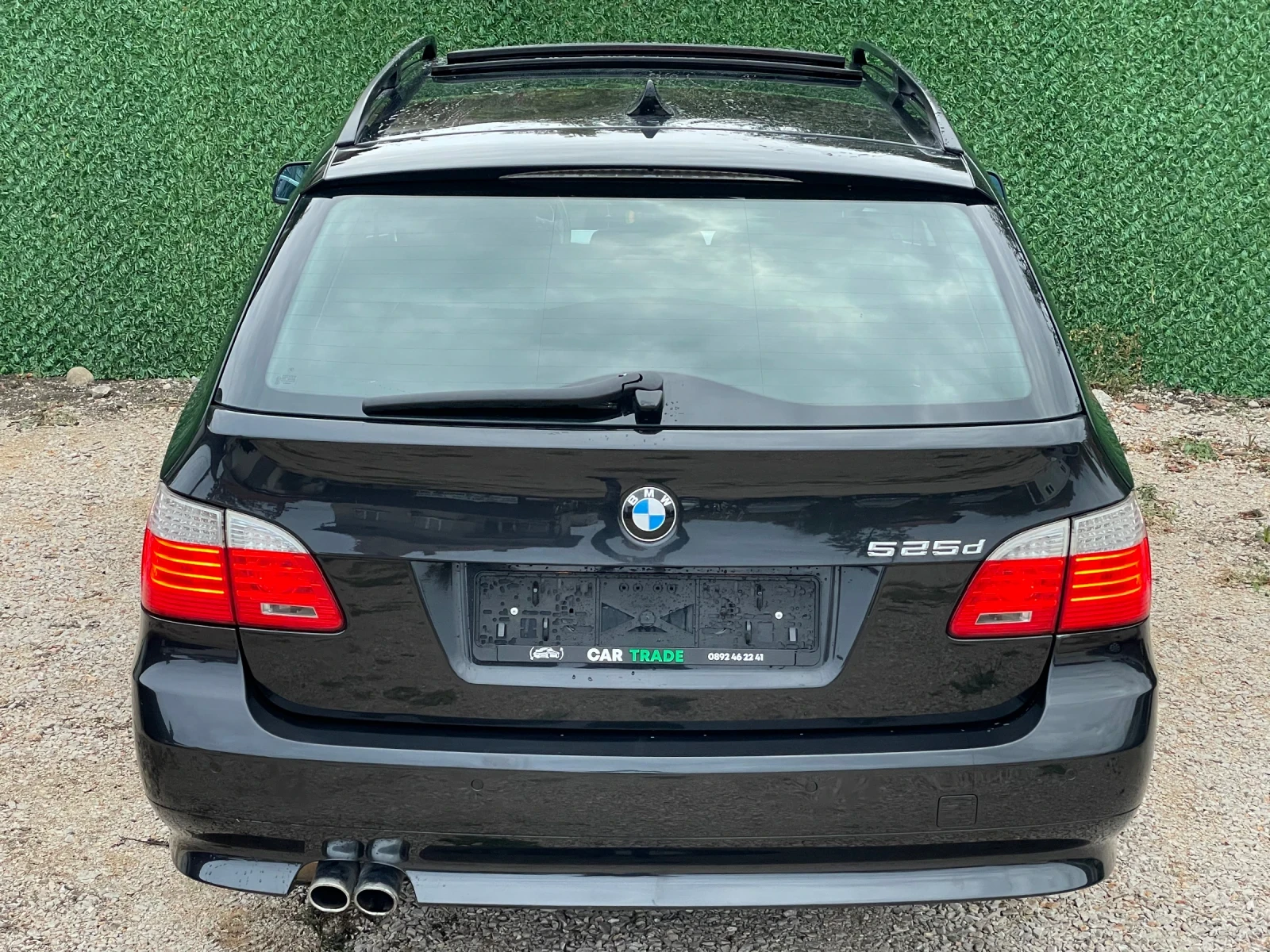 BMW 525 M57/EXCLUSIVE/ПАНОРАМА/HI-FI/Нови Гуми/ - изображение 5