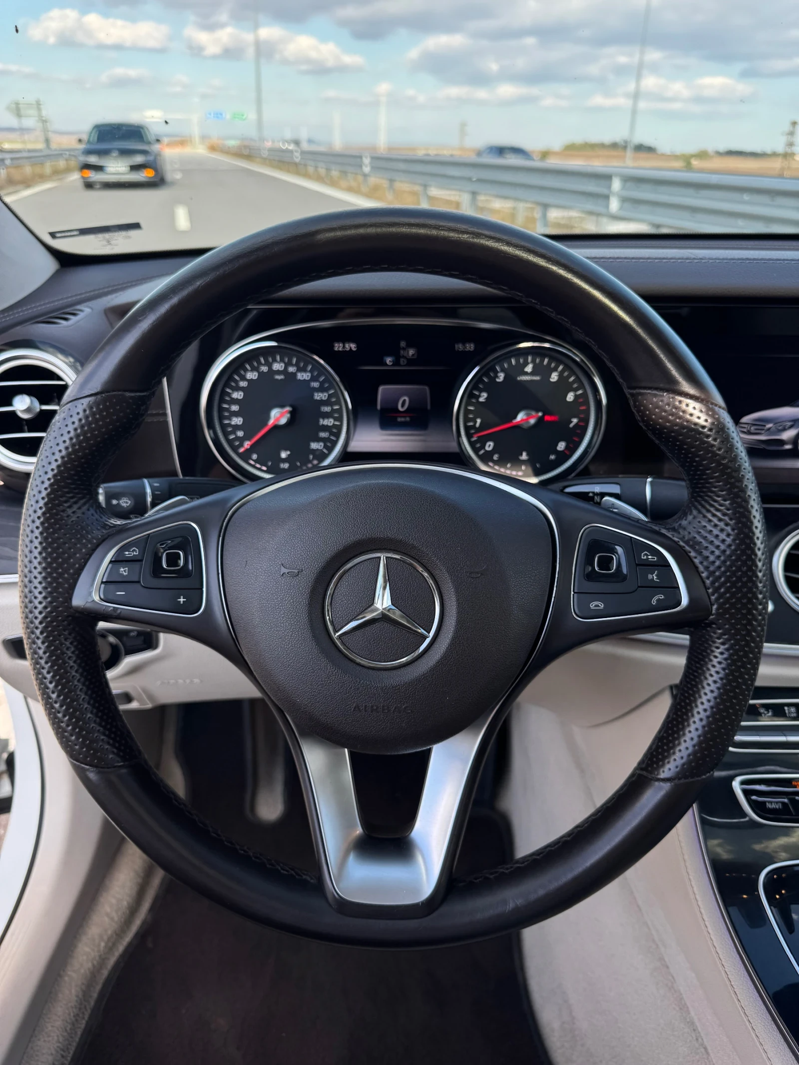 Mercedes-Benz E 300 AMG BURMESTER NAVI * СМЕНЕНИ ВЕРИГИ* ГАРАНЦИЯ*  - изображение 8