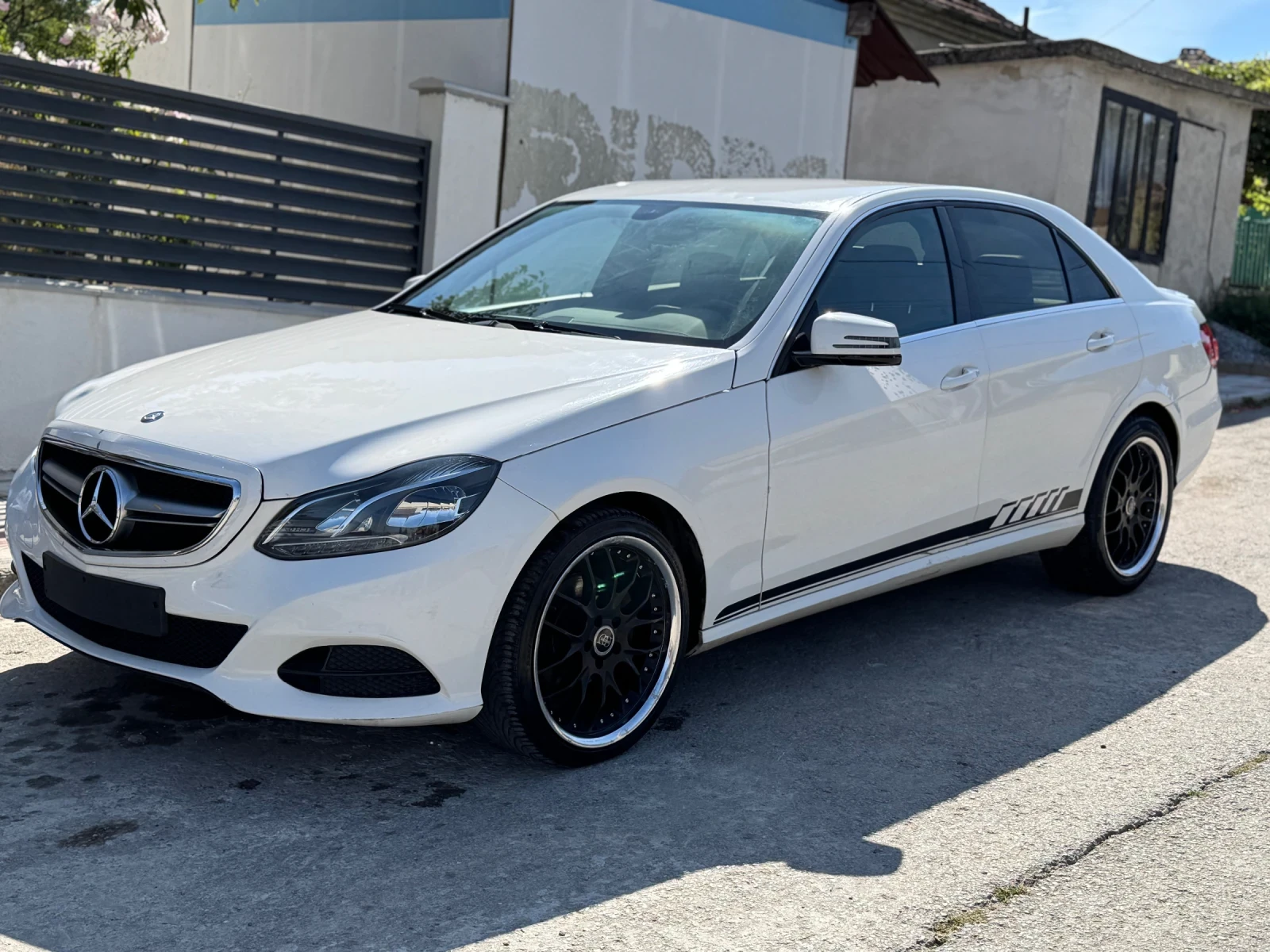 Mercedes-Benz E 200 Facelift | Mobile.bg   7