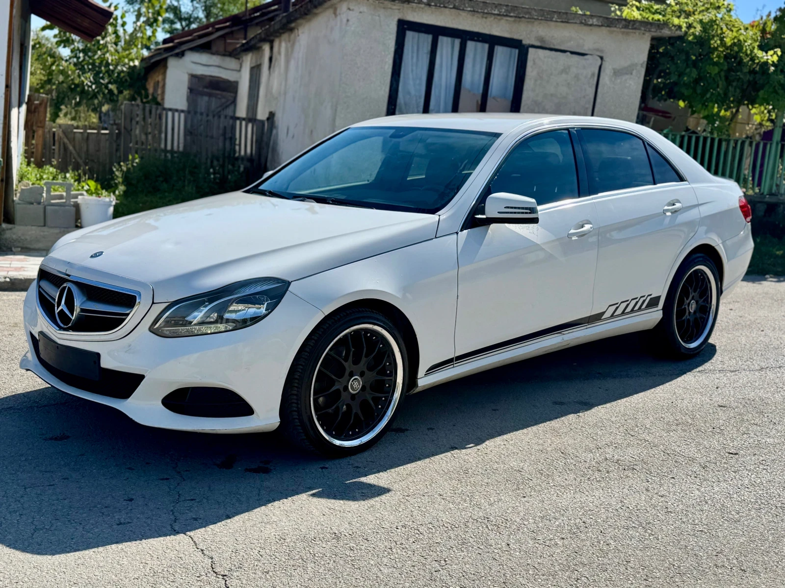 Mercedes-Benz E 200 Facelift | Mobile.bg   1