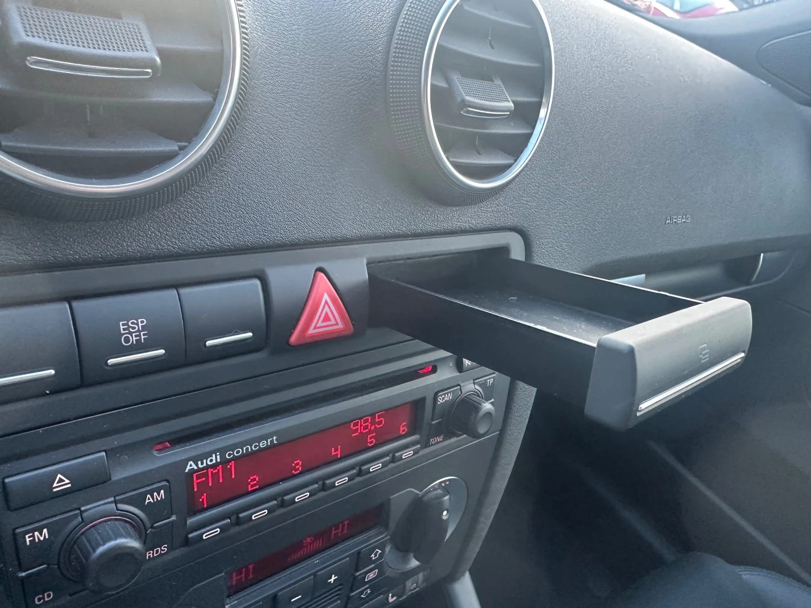 Audi A3 2.0TDI* S Line* REALNI KM* UNIKAT*  | Mobile.bg � ����������� 14