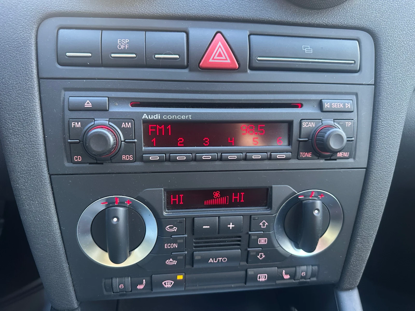 Audi A3 2.0TDI* S Line* REALNI KM* UNIKAT*  | Mobile.bg � ����������� 13