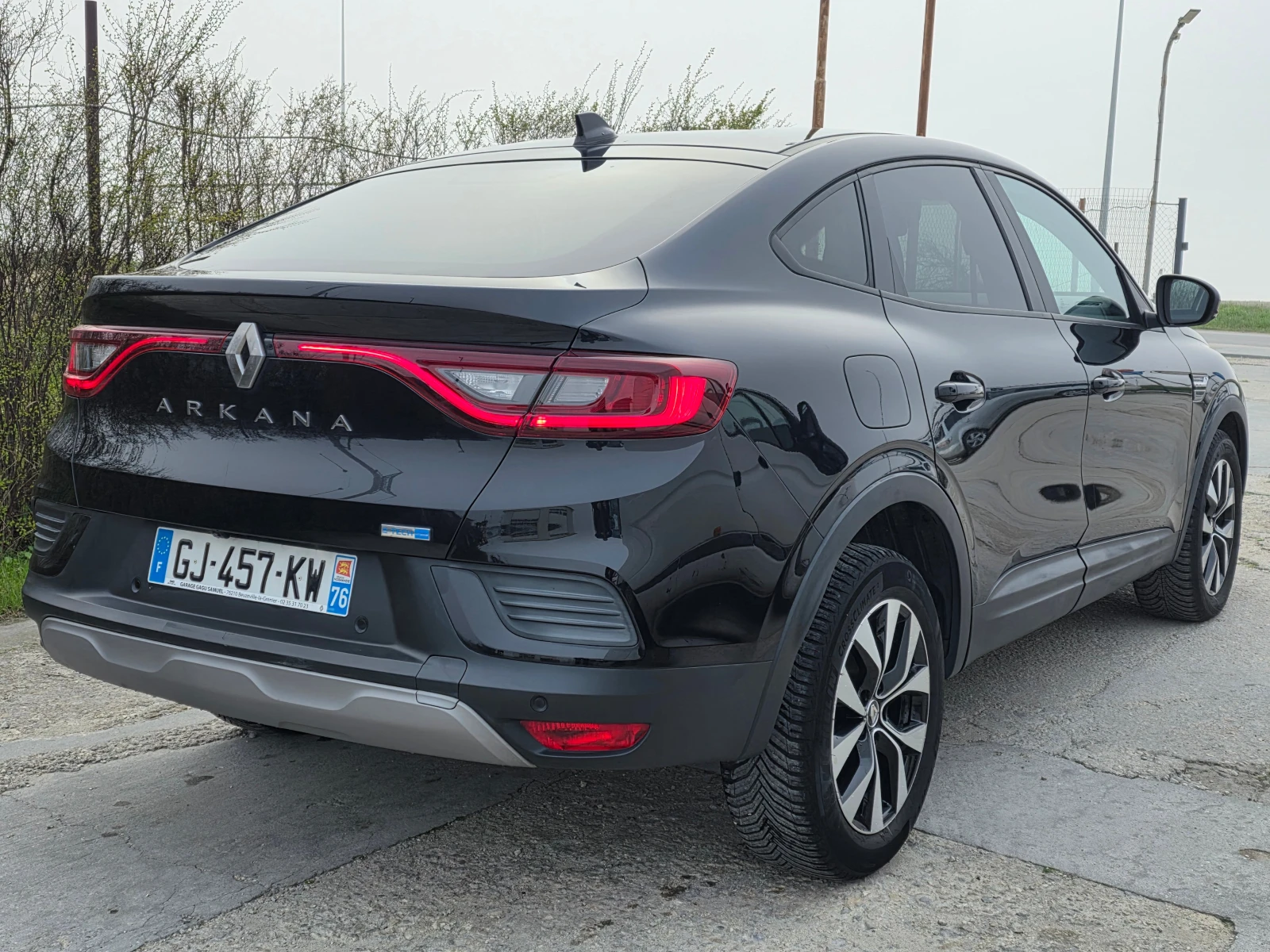 Renault Arkana E-TECH 145 BUSINESS, снимка 4 - Автомобили и джипове - 53935097