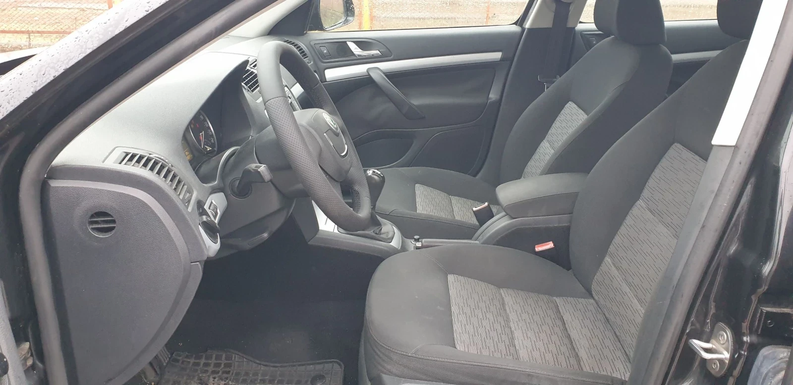 Skoda Octavia 1.4i,  80кс. , Стария мотор(става за ГАЗ), снимка 7 - Автомобили и джипове - 54030769