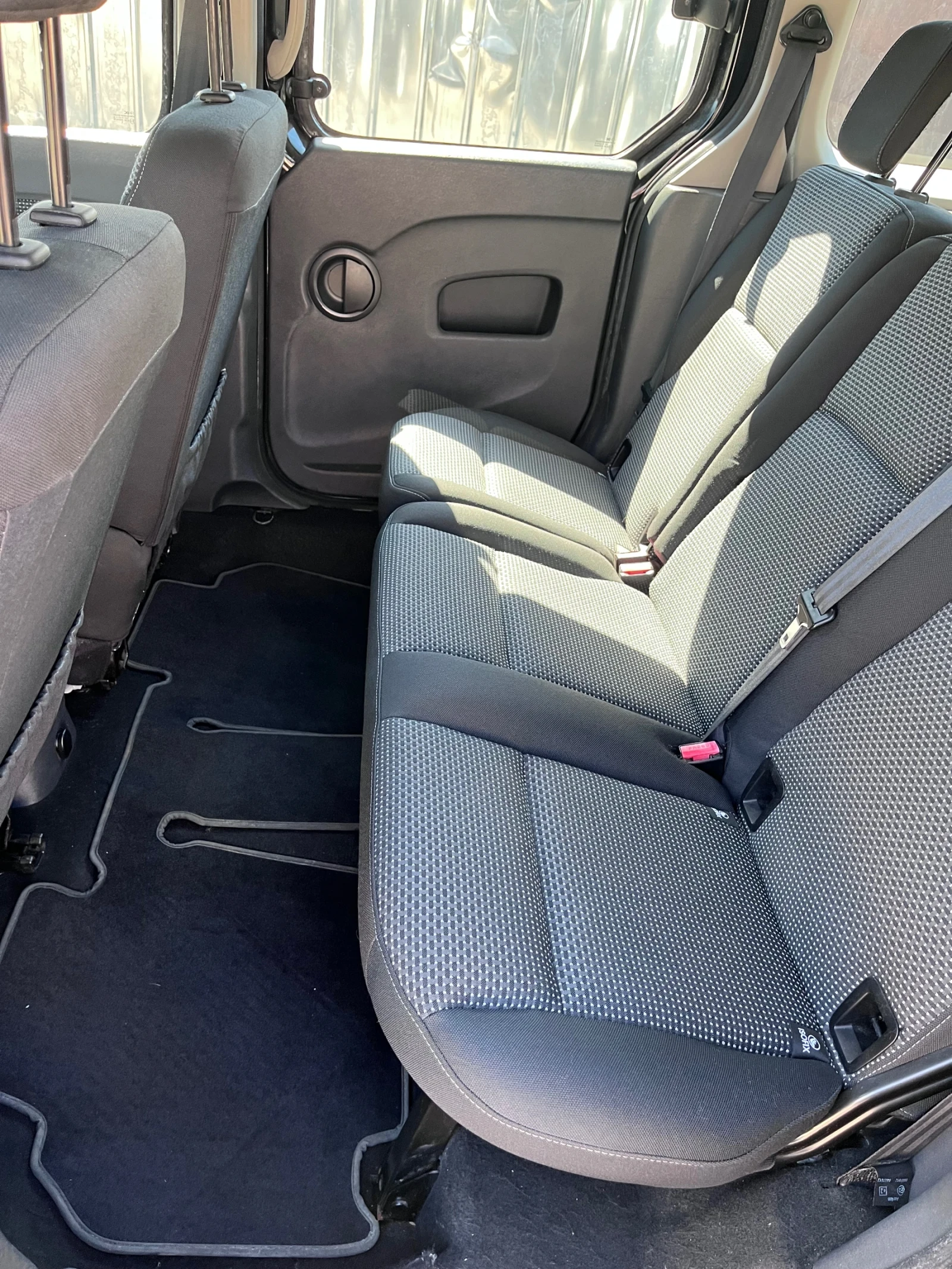 Mercedes-Benz Citan 7 местен Макси , снимка 11 - Автомобили и джипове - 54107127