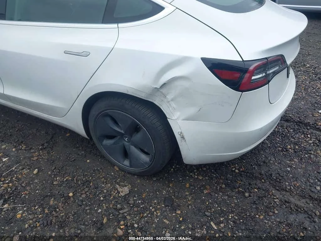 Tesla Model 3 LONG RANGE DUAL MOTOR AWD/FULL SELF DRIVING, снимка 9 - Автомобили и джипове - 54128700