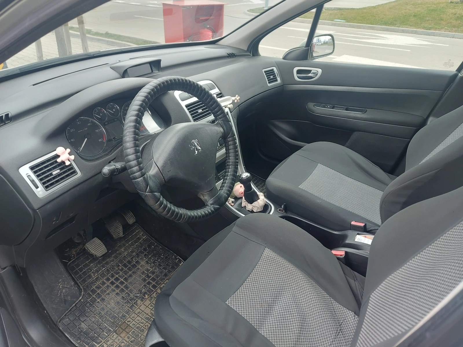 Peugeot 307 1.6 HDI, снимка 4 - Автомобили и джипове - 54465993