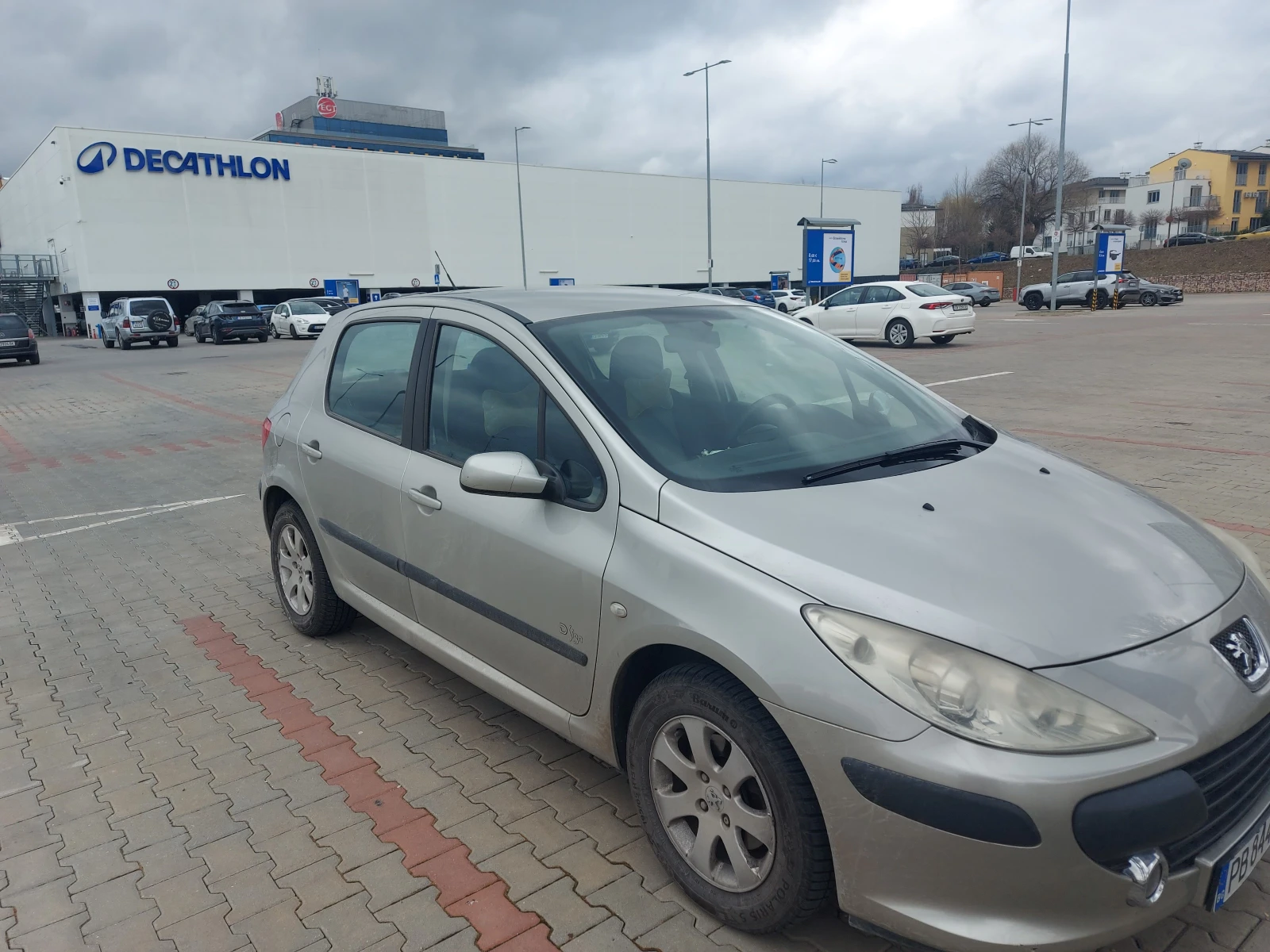 Peugeot 307 1.6 HDI, снимка 3 - Автомобили и джипове - 54465993