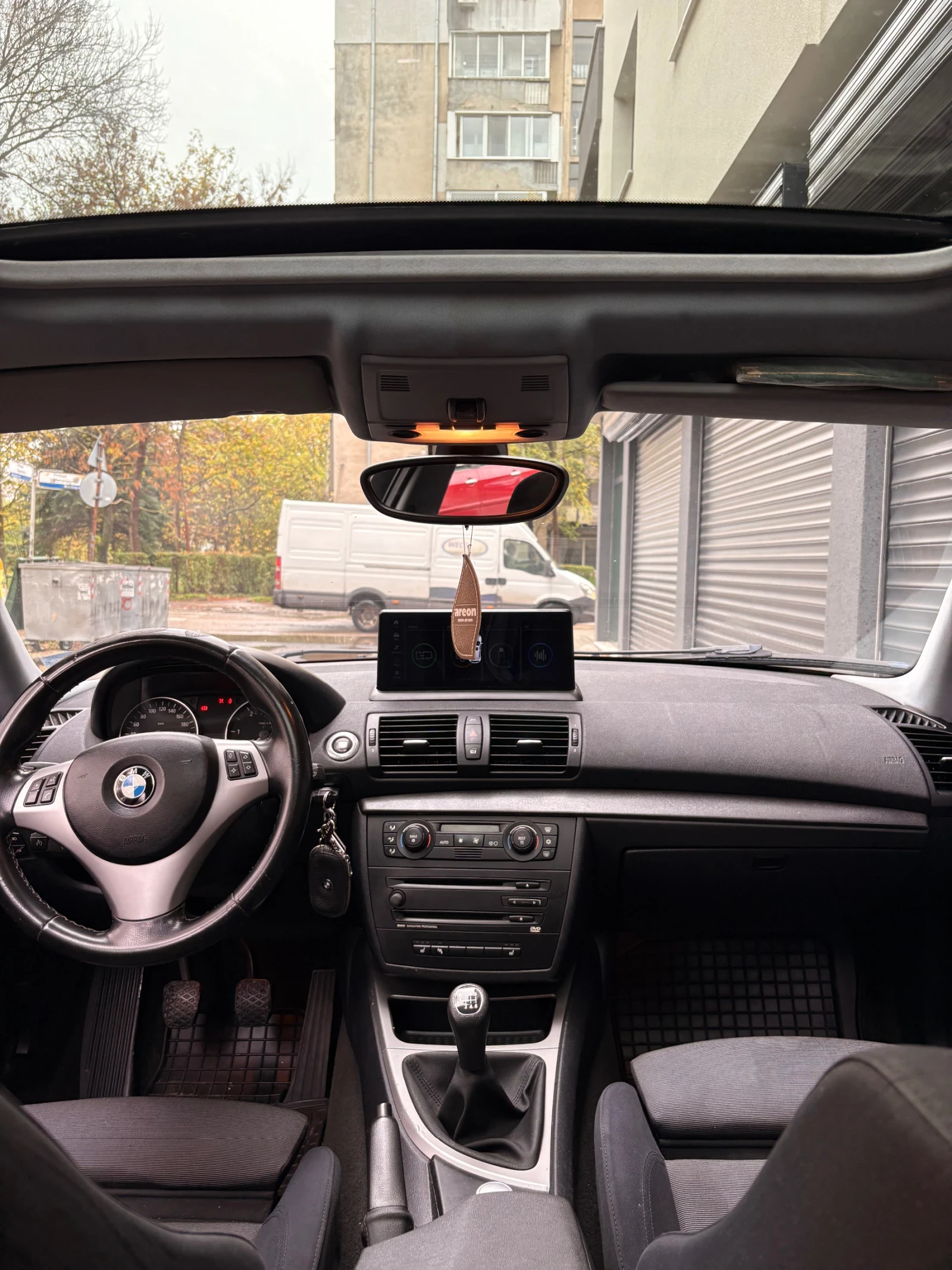 BMW 120, снимка 5 - Автомобили и джипове - 54660834