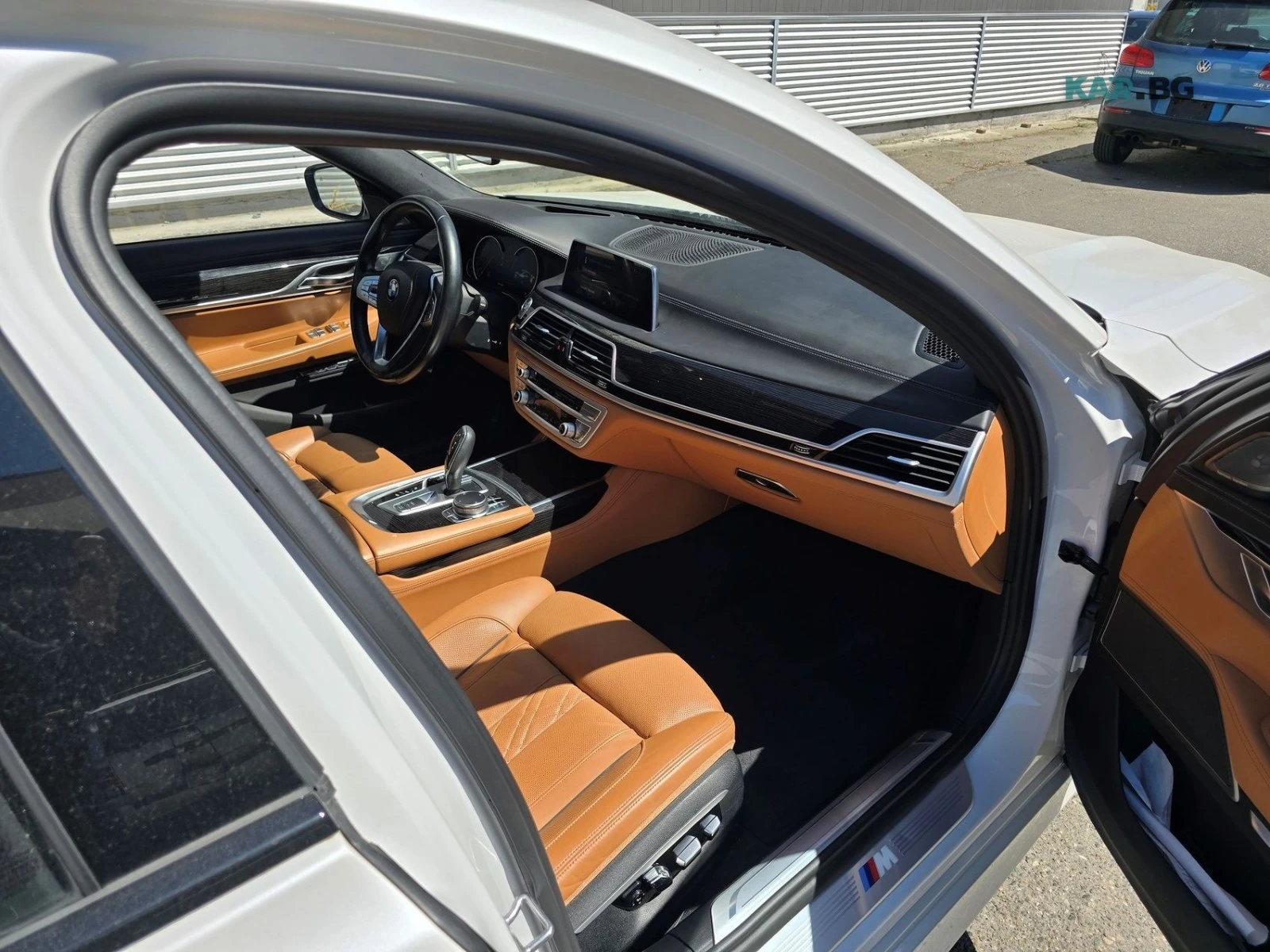 BMW 750 ЦЕНА ДО БЪЛГАРИЯ + РЕГИСТРАЦИЯ & АВТОКРЕДИТ, снимка 11 - Автомобили и джипове - 54820140