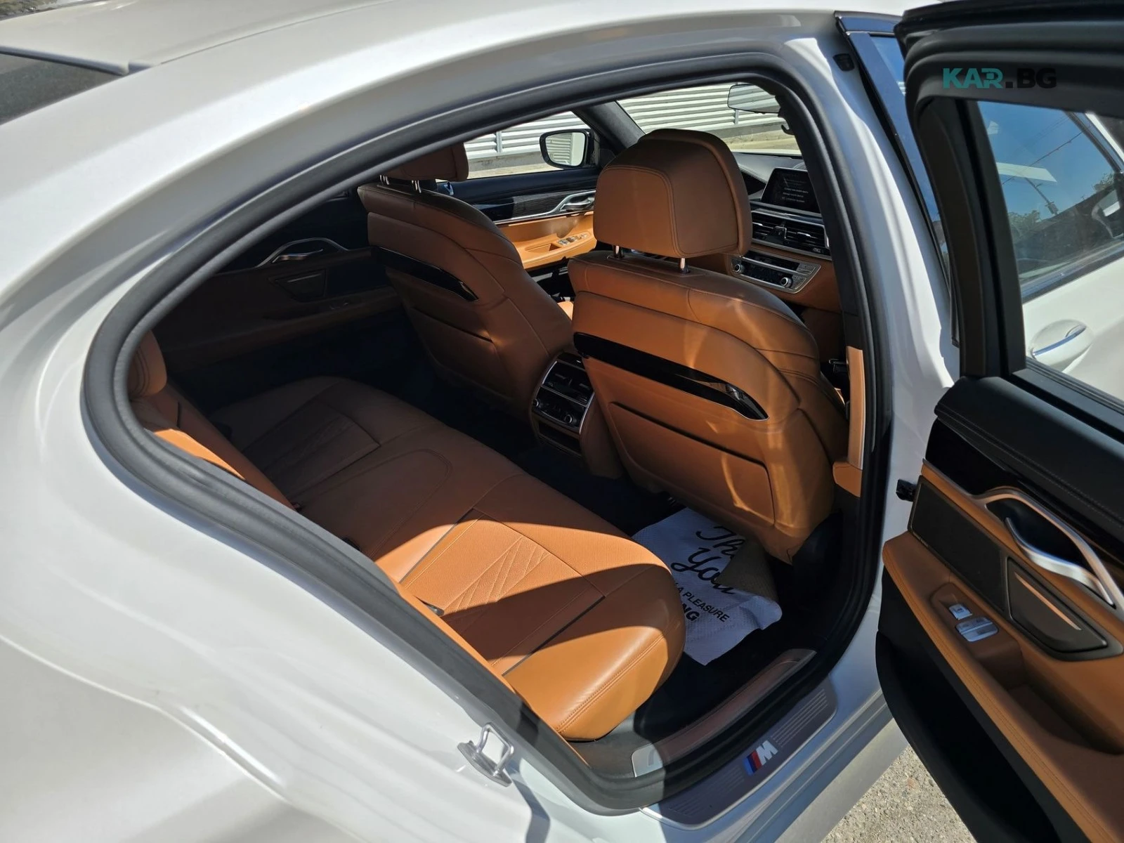 BMW 750 ЦЕНА ДО БЪЛГАРИЯ + РЕГИСТРАЦИЯ & АВТОКРЕДИТ, снимка 12 - Автомобили и джипове - 54820140