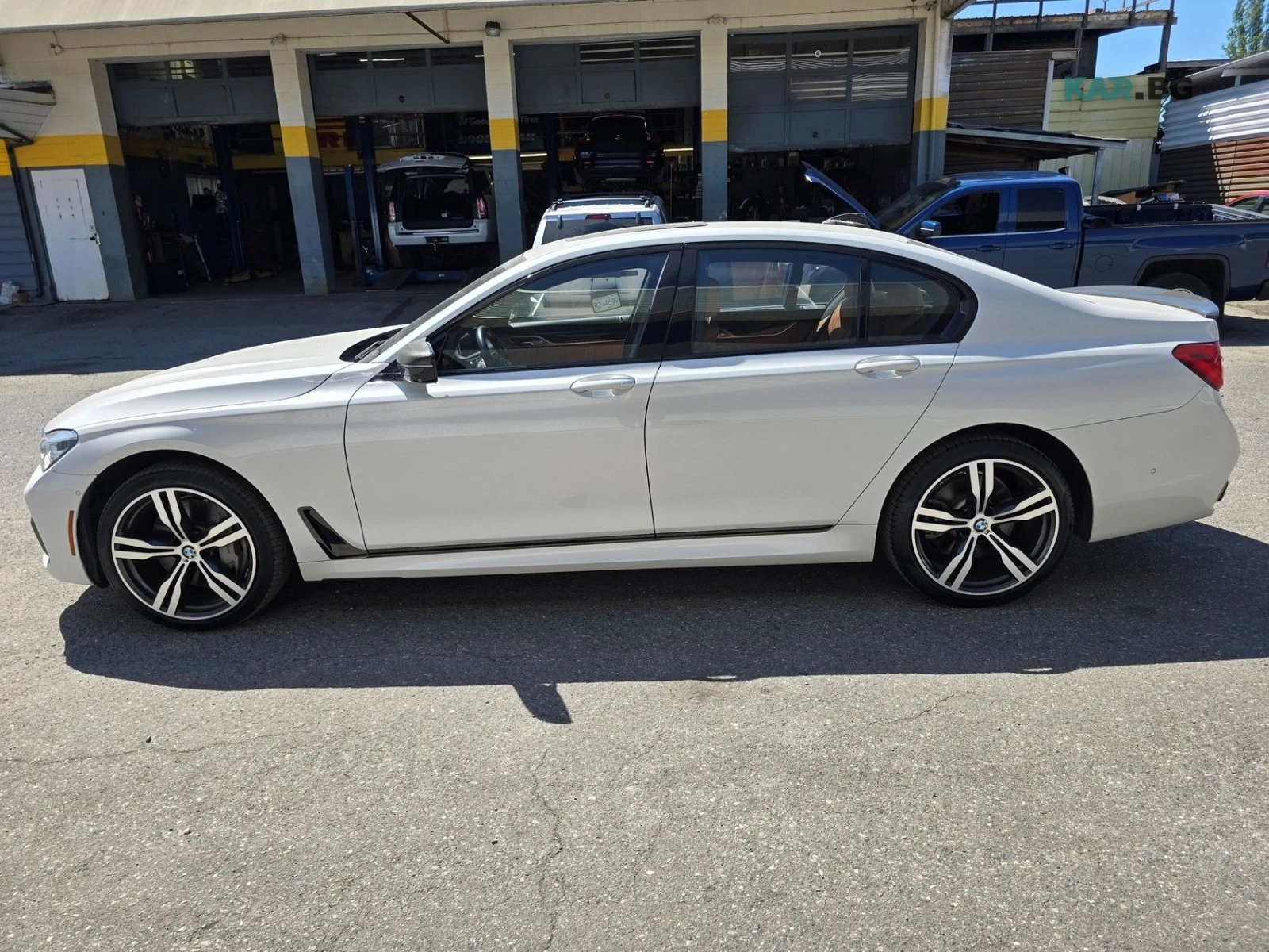 BMW 750 ЦЕНА ДО БЪЛГАРИЯ + РЕГИСТРАЦИЯ & АВТОКРЕДИТ, снимка 3 - Автомобили и джипове - 54820140