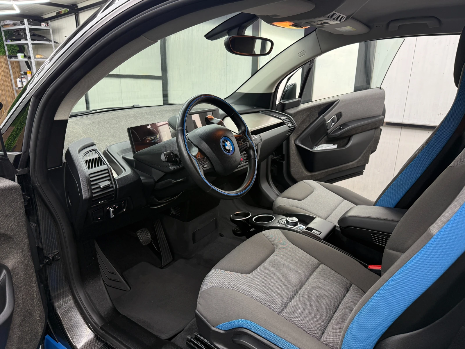 BMW i3 94Ah Facelift, снимка 12 - Автомобили и джипове - 54948616