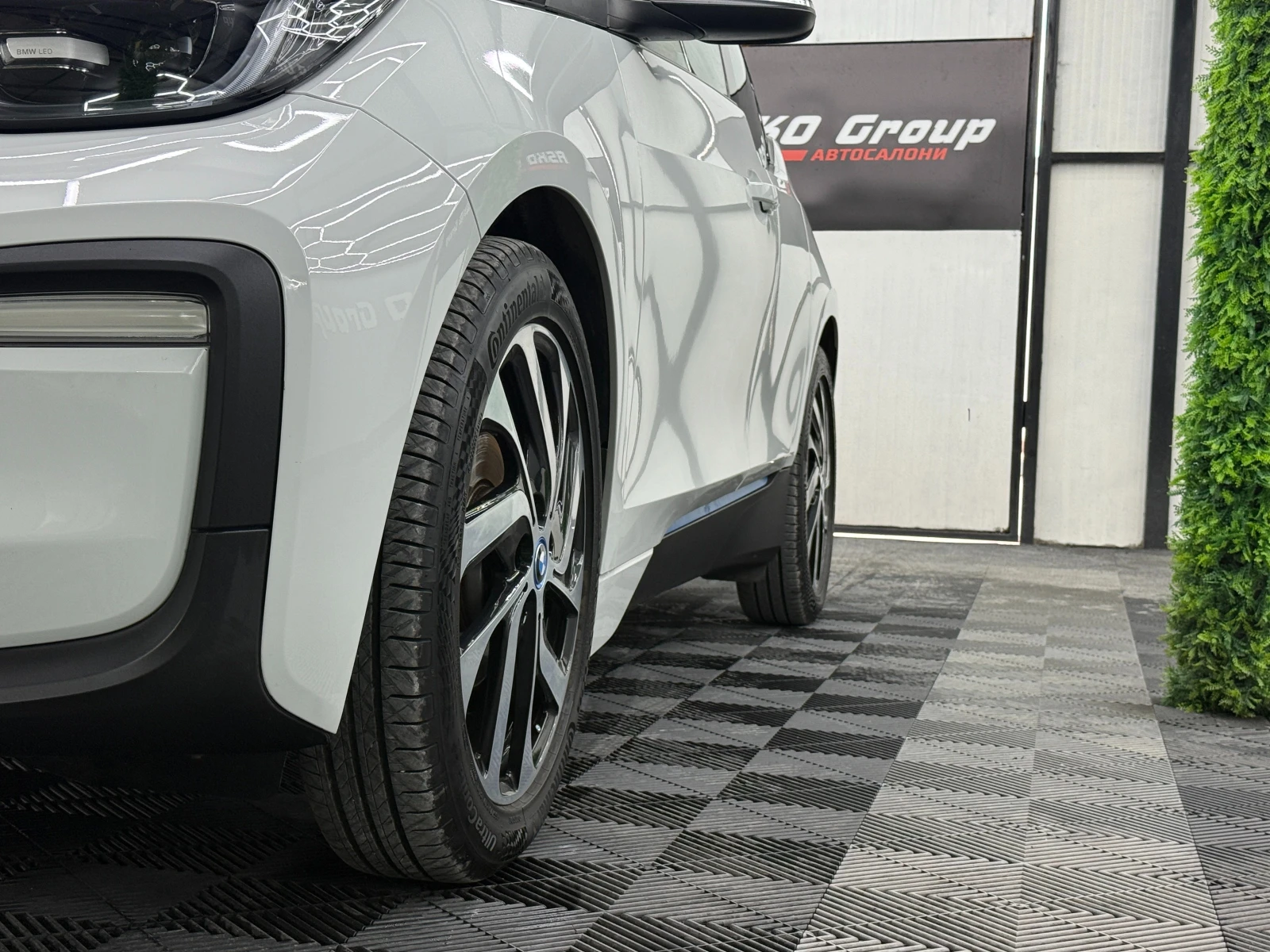 BMW i3 94Ah Facelift, снимка 9 - Автомобили и джипове - 54948616