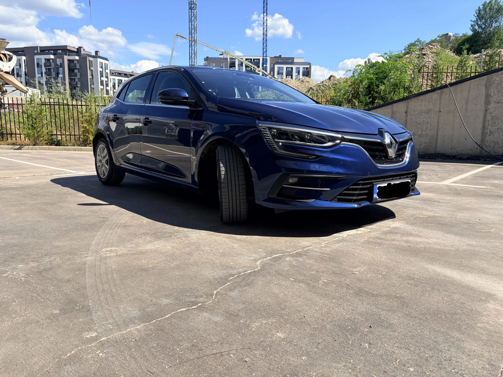 Renault Megane 1.5 dCI, снимка 3 - Автомобили и джипове - 55223615