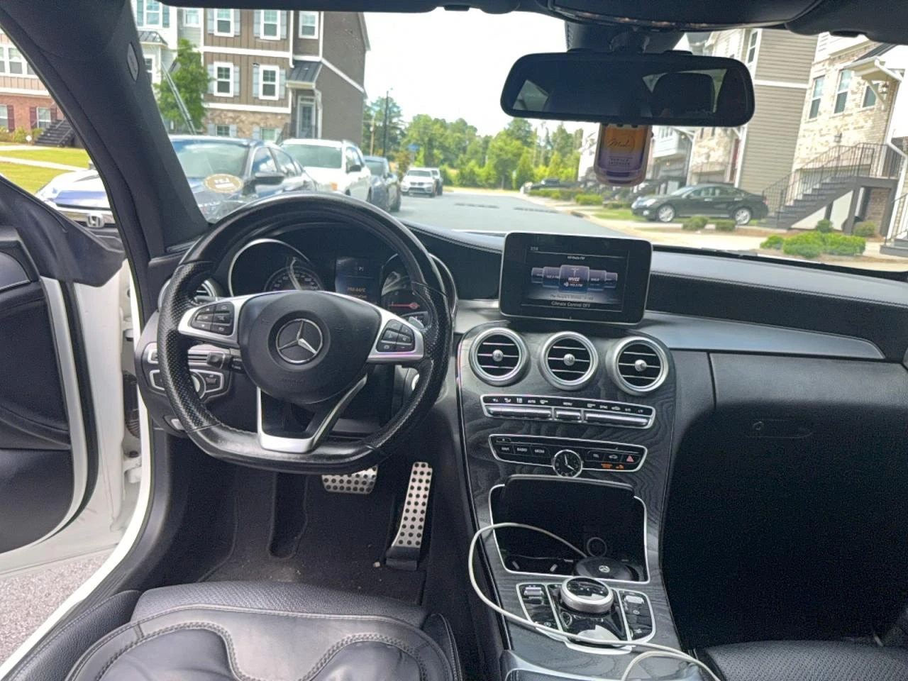 Mercedes-Benz C 300, снимка 9 - Автомобили и джипове - 55261288