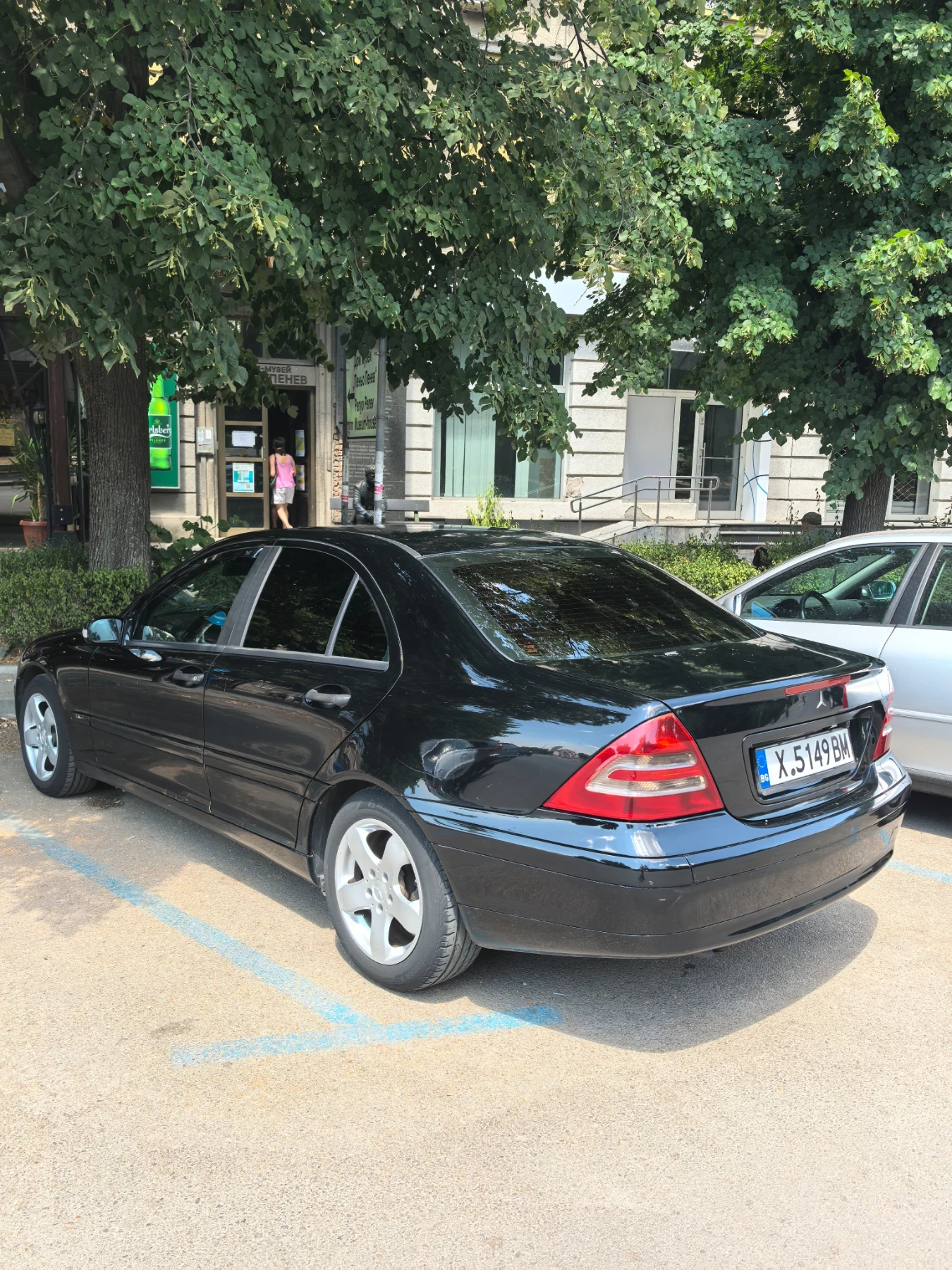 Mercedes-Benz C 200, снимка 4 - Автомобили и джипове - 55385445