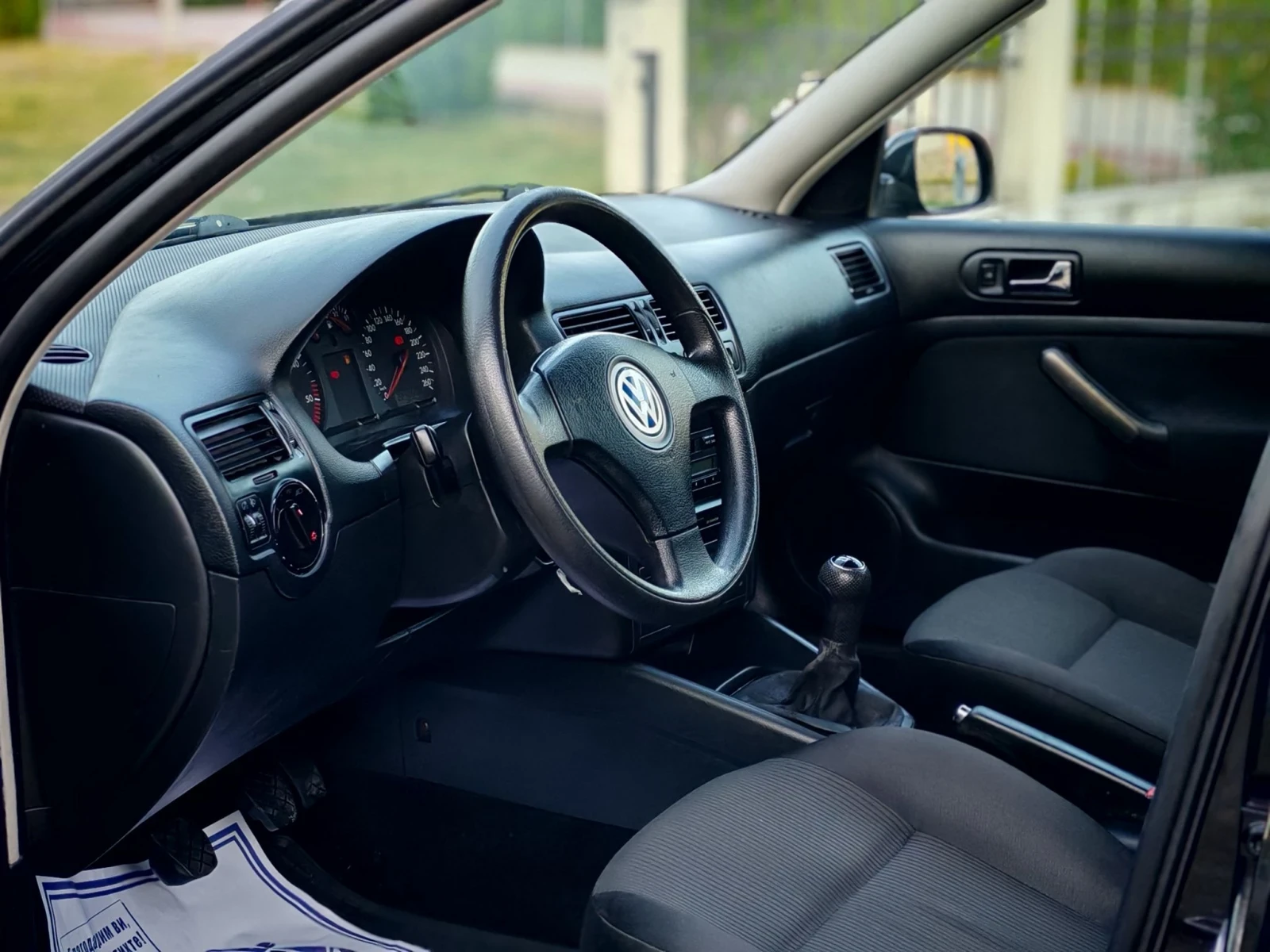 VW Bora 1.9TDI(101)* FACELIFT* КЛИМАТРОНИК* НОВ ВНОС* , снимка 10 - Автомобили и джипове - 55630668