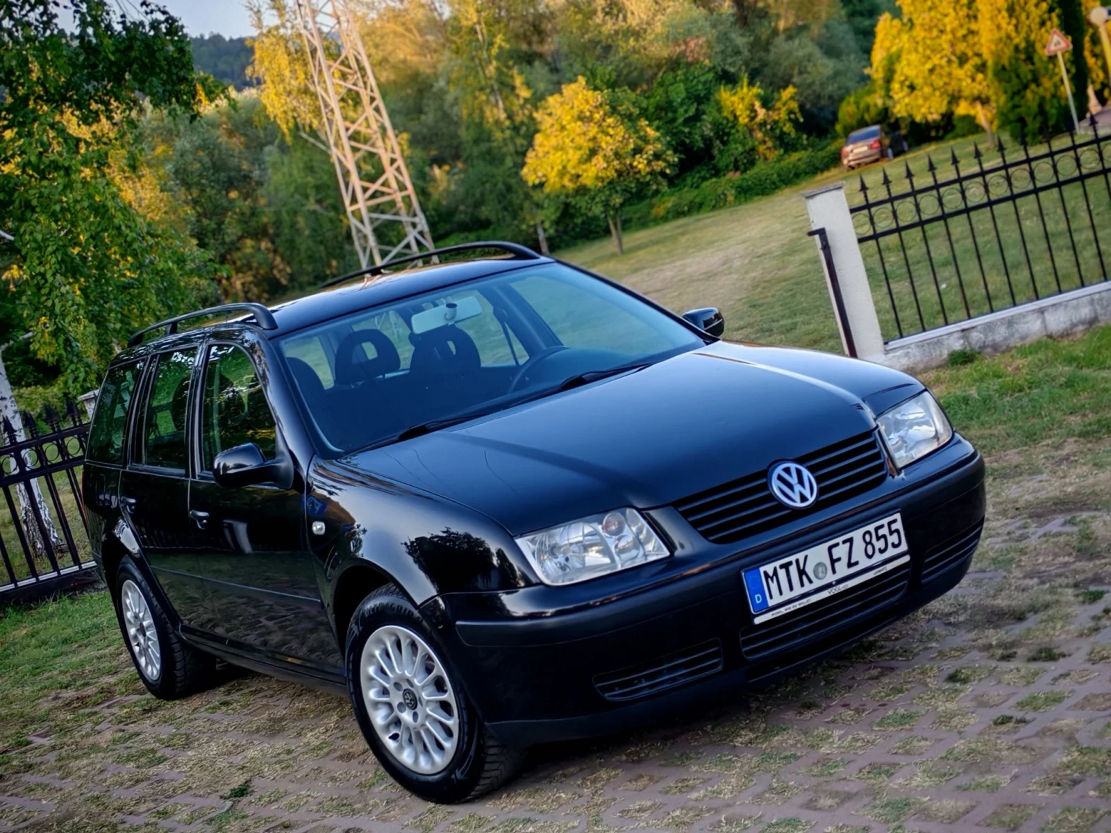 VW Bora 1.9TDI(101)* FACELIFT* КЛИМАТРОНИК* НОВ ВНОС* , снимка 9 - Автомобили и джипове - 55630668
