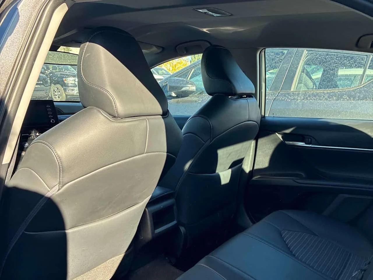 Toyota Camry SE * CARFAX * АВТОКРЕДИТ БЕЗ ПЪРВОНАЧАЛНА ВНОСКА* , снимка 12 - Автомобили и джипове - 56202287
