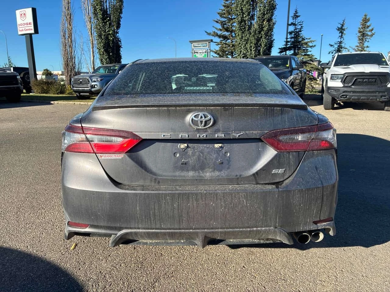 Toyota Camry SE * CARFAX * АВТОКРЕДИТ БЕЗ ПЪРВОНАЧАЛНА ВНОСКА* , снимка 4 - Автомобили и джипове - 56202287