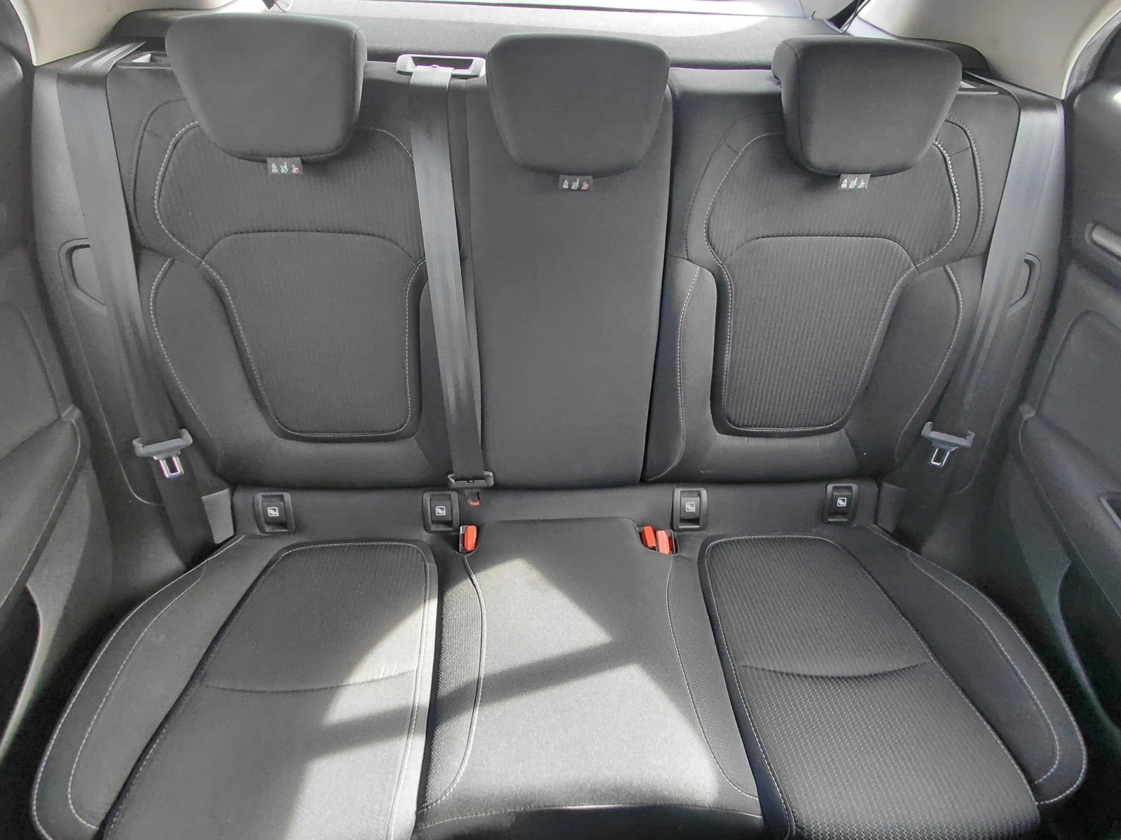Renault Megane 1.5 dCi/115�.�/ZEN | Mobile.bg � ����������� 13
