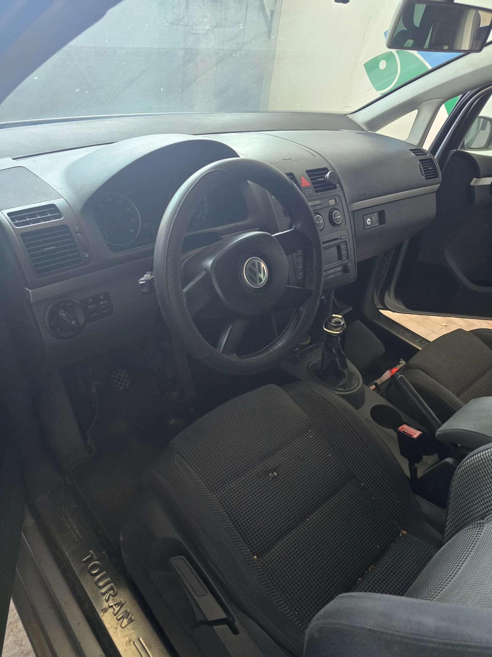 VW Touran 2000 FSI , снимка 3 - Автомобили и джипове - 56550850