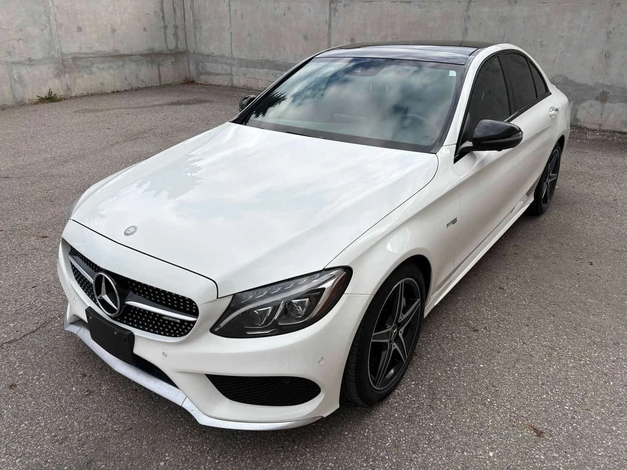 Mercedes-Benz C 43 AMG 4MATIC | CARFAX | БЕЗ ИНЦИДЕНТИ