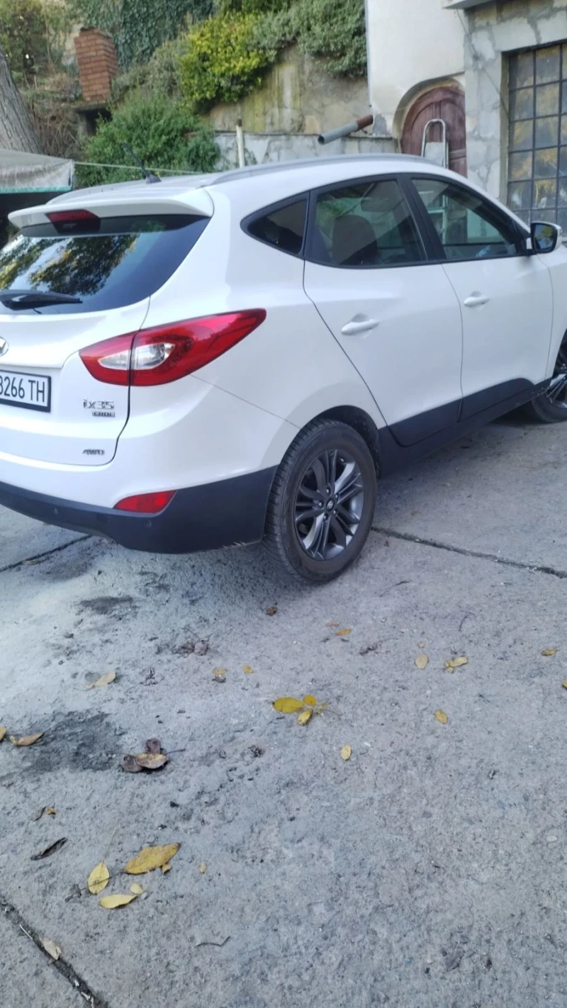 Hyundai IX35, снимка 3 - Автомобили и джипове - 52566504