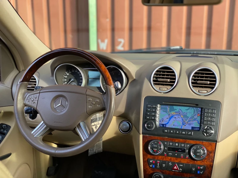 Mercedes-Benz ML 500 AMG 306кс 184хил км Очакван Внос, снимка 7 - Автомобили и джипове - 52869420