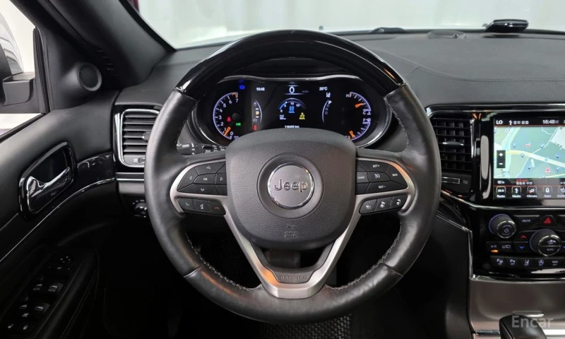 Jeep Grand cherokee, снимка 13 - Автомобили и джипове - 52879765