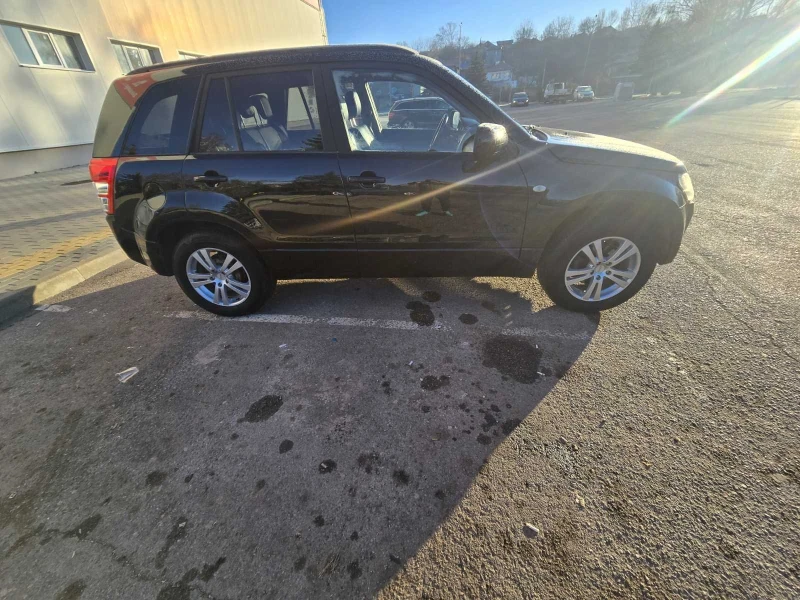 Suzuki Grand vitara 2.0, снимка 4 - Автомобили и джипове - 52944138