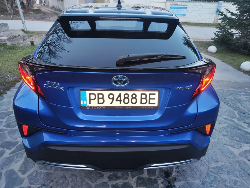 Toyota C-HR 2.0 В Гаранция Bi tone, снимка 3 - Автомобили и джипове - 53252172
