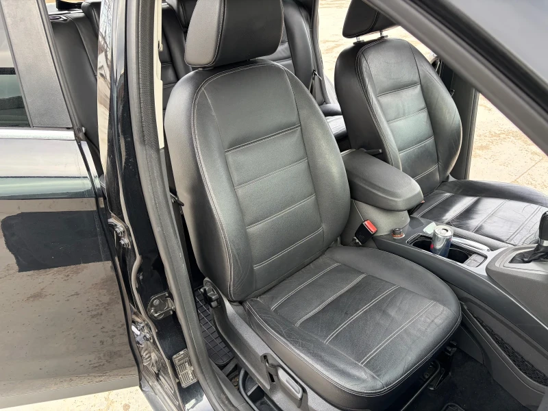 Ford Kuga, снимка 13 - Автомобили и джипове - 53266135