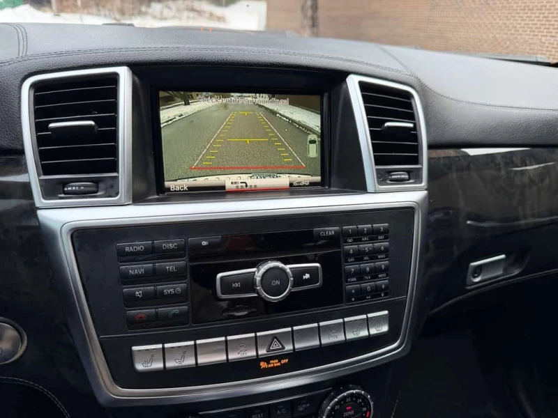 Mercedes-Benz ML * 4MATIC 4dr 550/Full service records. * CARFAX * , снимка 11 - Автомобили и джипове - 53524072