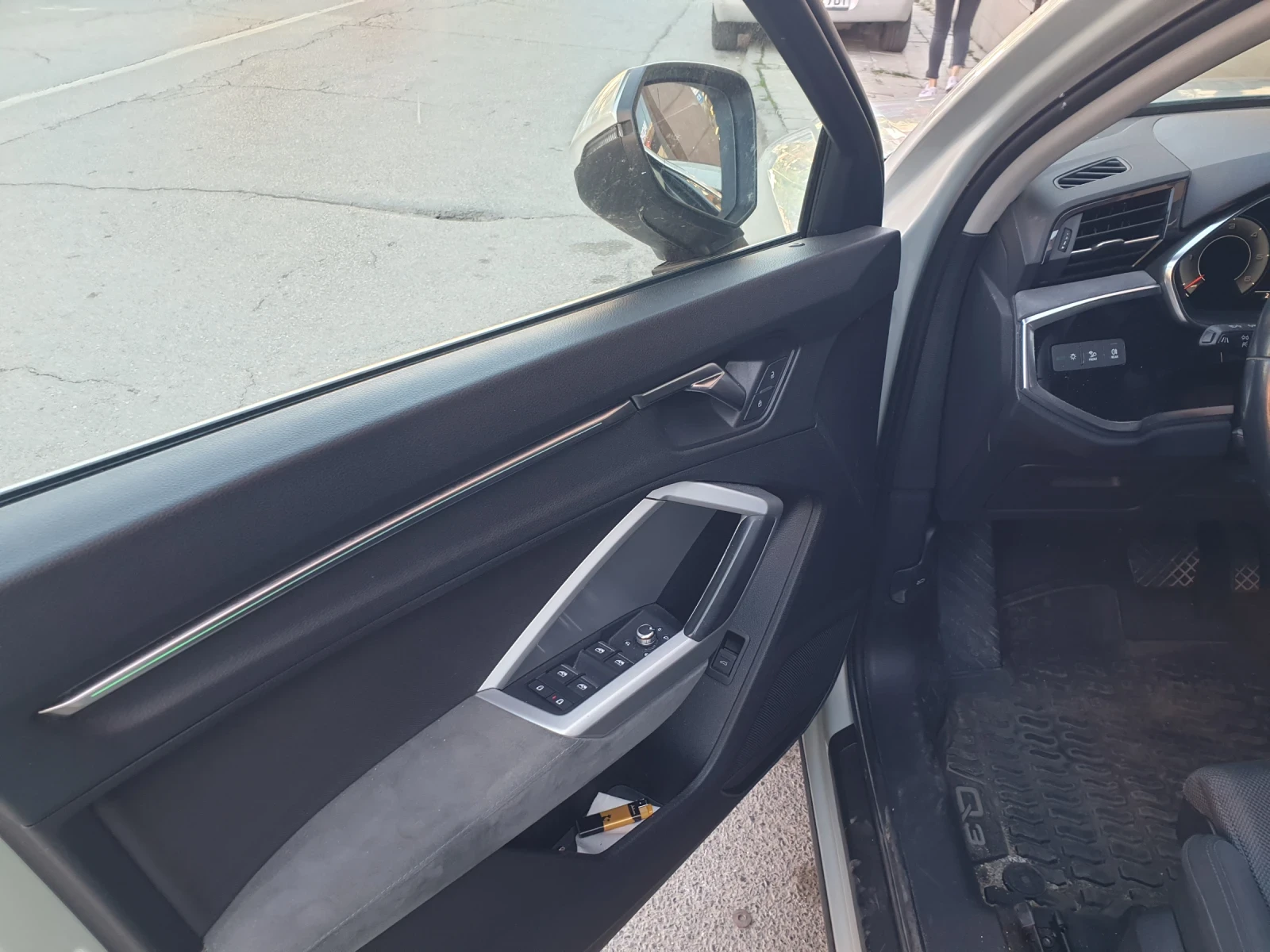 Audi Q3 Sportback S-LINE 3.5TDI DISTRONIC  - изображение 4